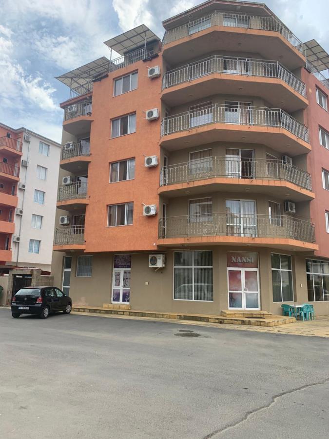Къща Нанси Sunny Beach Eksteriør billede